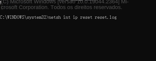 Insira o comando netsh int ip reset reset.log
