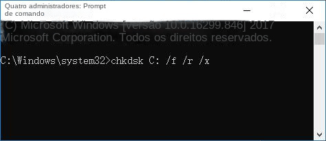 Digite chkdsk C: /f /r /x