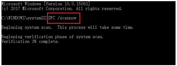 Digite o comando SFC / scannow scan